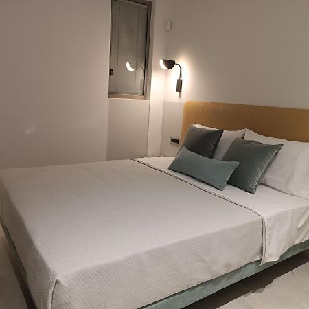 סטאברוס Mera Apartments מראה חיצוני תמונה