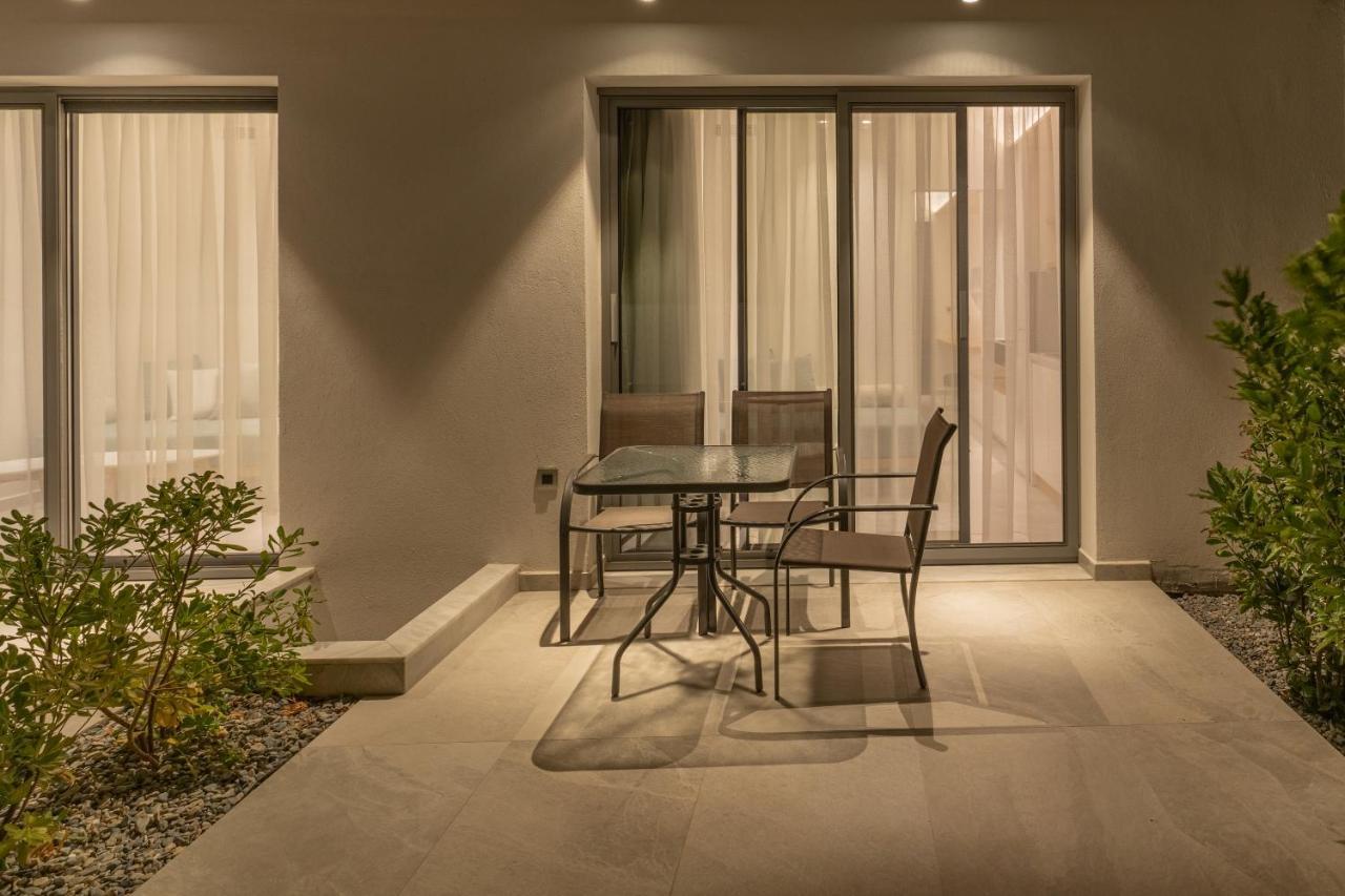 סטאברוס Mera Apartments מראה חיצוני תמונה