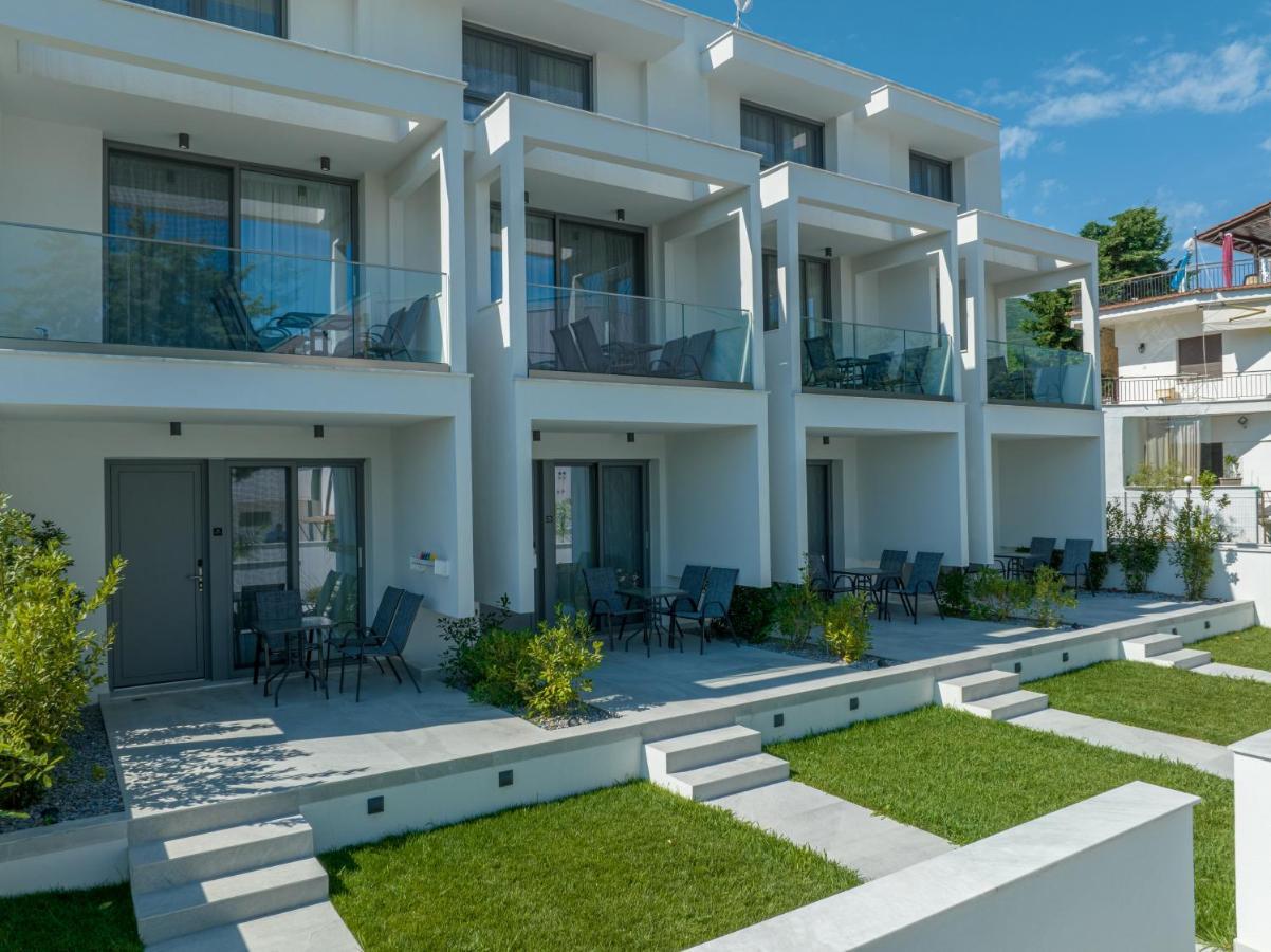 סטאברוס Mera Apartments מראה חיצוני תמונה