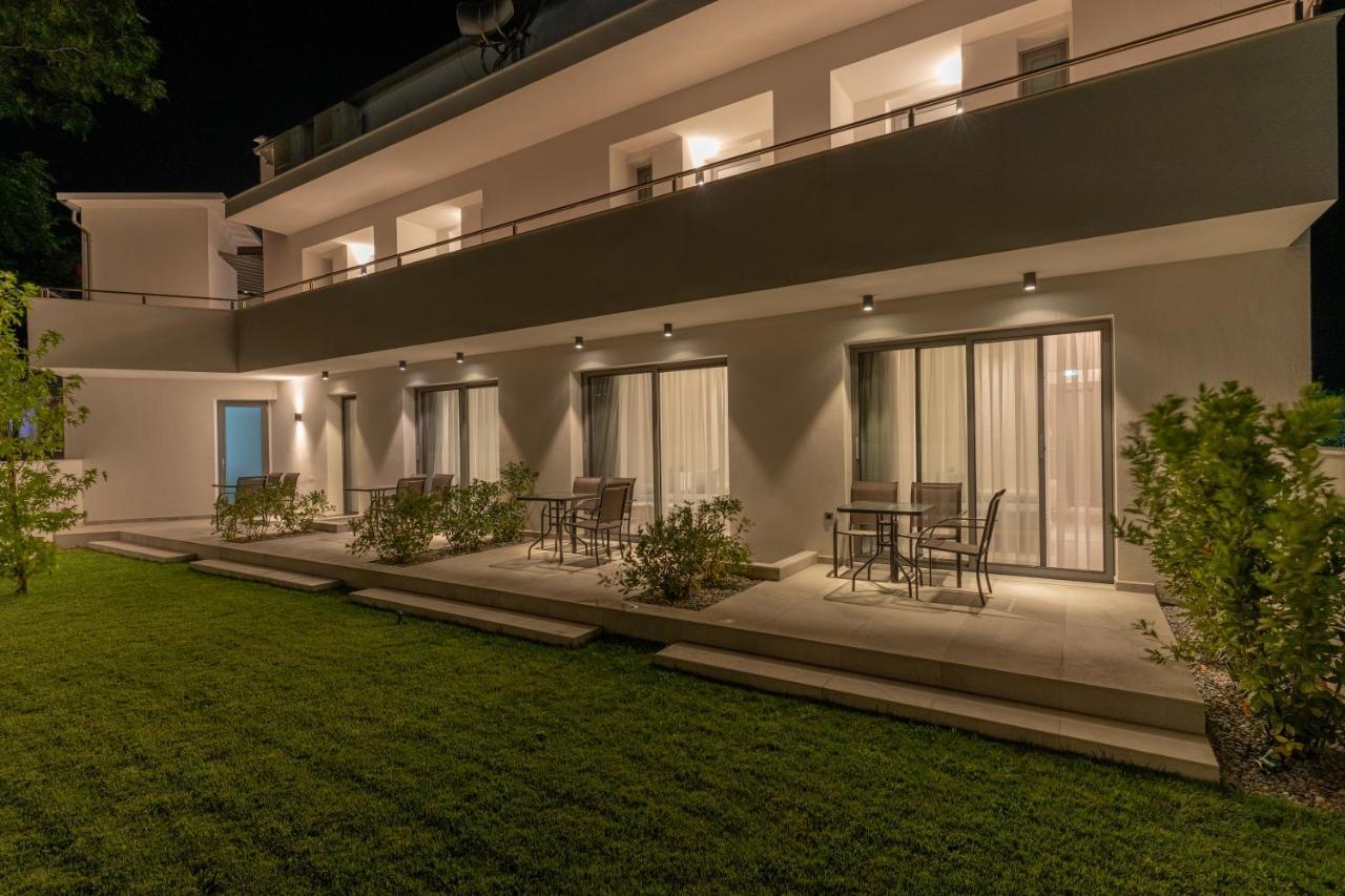 סטאברוס Mera Apartments מראה חיצוני תמונה