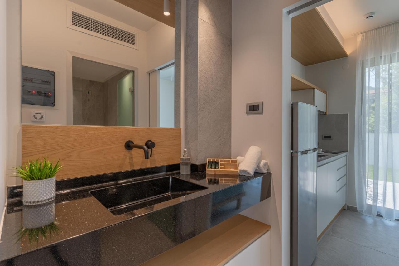 סטאברוס Mera Apartments מראה חיצוני תמונה