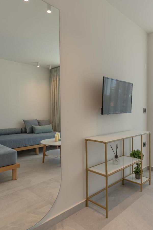 סטאברוס Mera Apartments מראה חיצוני תמונה
